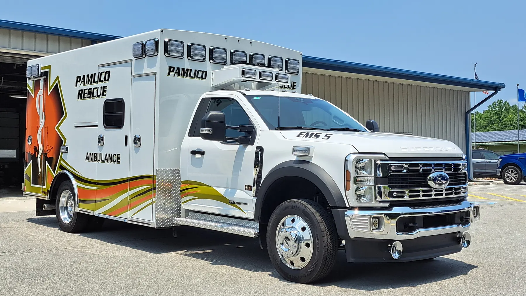 Pamlico Rescue ambulance with professional graphics